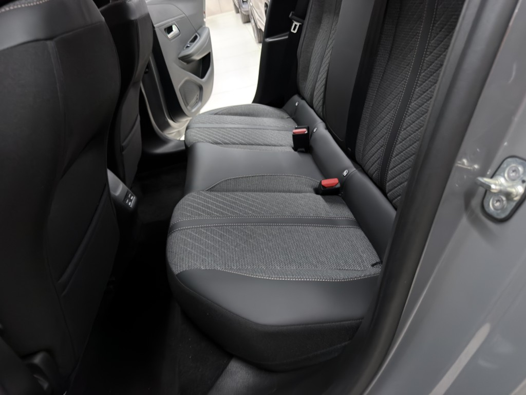 PEUGEOT 208 1200 HYBRID 110 CV ALLURE